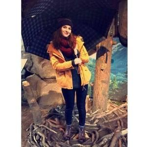 Meet your Posher, Brenna